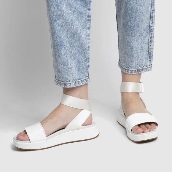 ugg lennox platform sandal